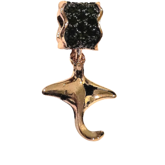 🎆Rose Gold & Black Sting Ray Ocean Dangle Bracelet Charm - Picture 7 of 11